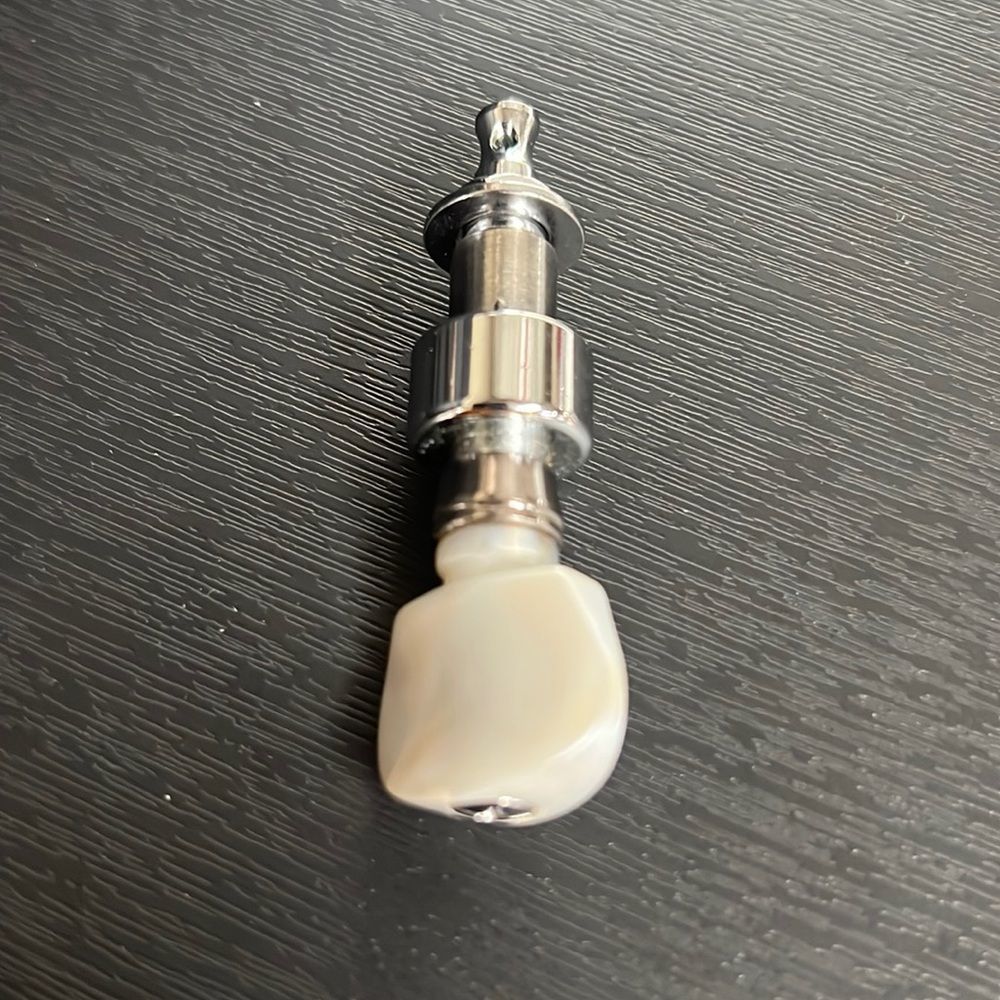 NWOT. Grover Set of 5 Geared Banjo Pegs Machines 124N5